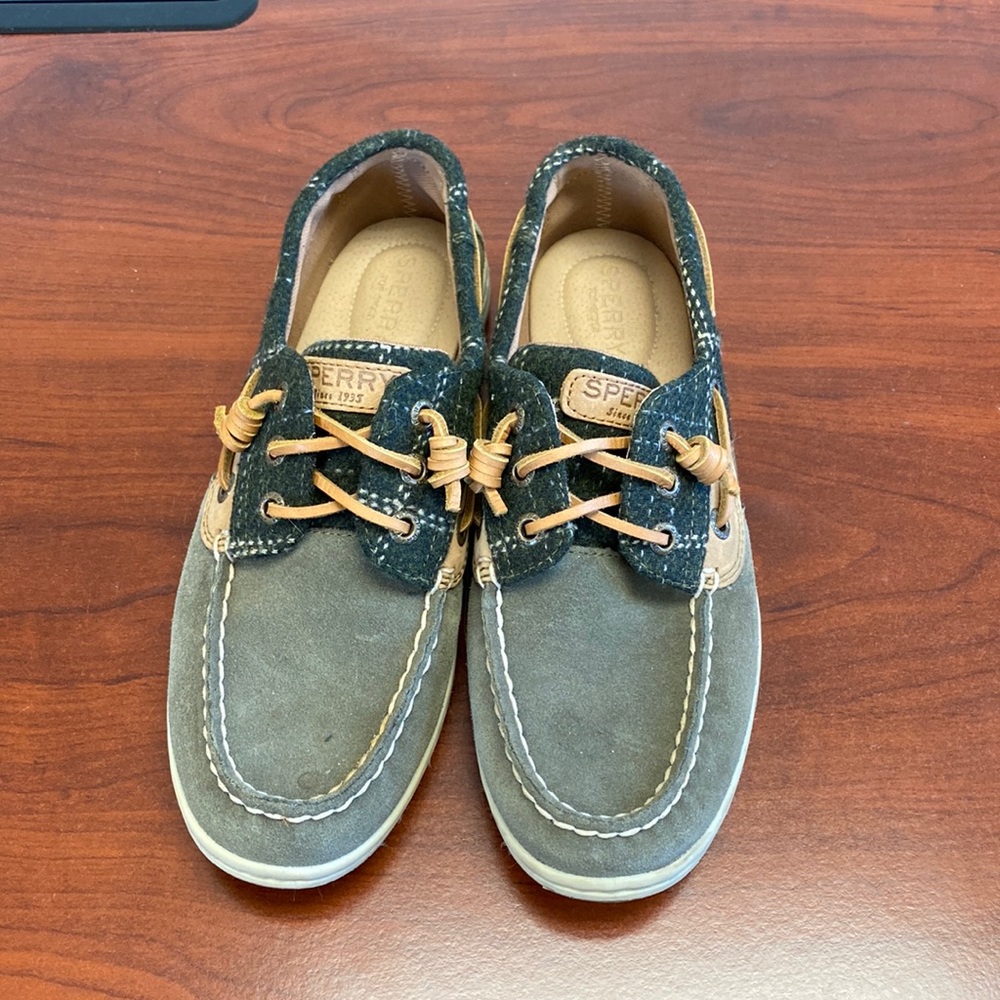 7.5 Women’s Sperry’s